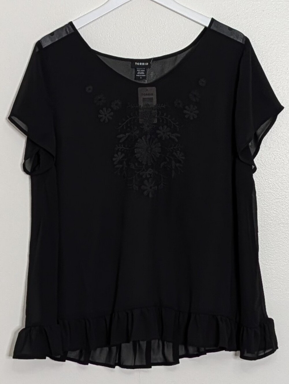 Torrid Blouse 1 Black Embroidery Ruffle Hem Chiffon Cotton Short Sleeve